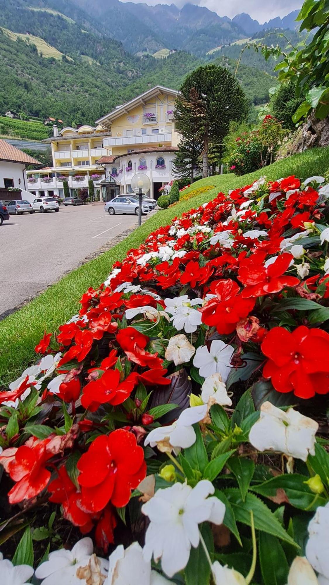 Hotel Funggashof Naturns Exterior photo